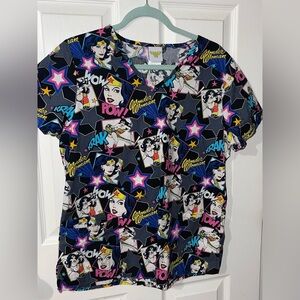 Wonder Woman 3 Pocket Scrubs Shirt Medium